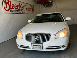 Used 2011 Buick Lucerne CXL image 1