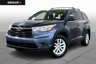 Used 2015 Toyota Highlander LE image 1