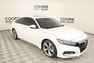 Used 2018 Honda Accord Touring image 1