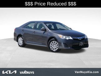 Used 2012 Toyota Camry LE image 1