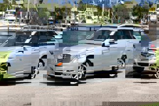 Used 2011 Mercedes-Benz E 350 4MATIC Wagon image 1