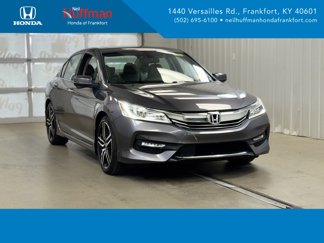 Used 2017 Honda Accord Touring image 1