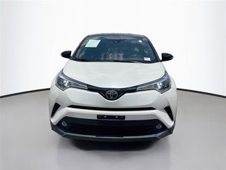 Used 2019 Toyota C-HR XLE image 1