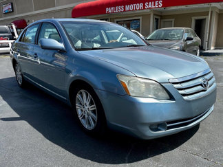 Used 2006 Toyota Avalon XL image 1