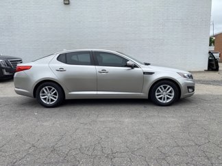 Used 2013 Kia Optima LX image 1