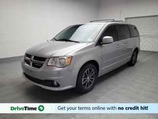 Used 2017 Dodge Grand Caravan SXT image 1