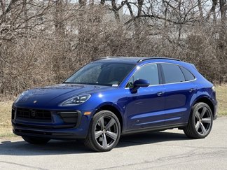 Certified 2024 Porsche Macan image 1