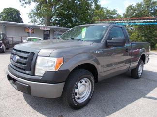 Used 2010 Ford F150 XL image 1