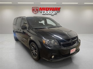 Used 2017 Dodge Grand Caravan GT image 1