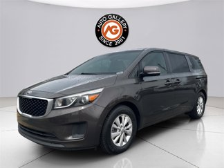 Used 2017 Kia Sedona LX image 1