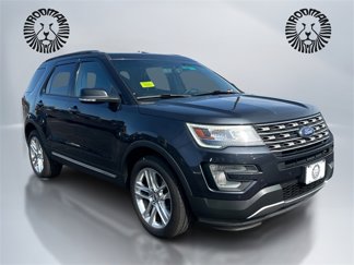Used 2017 Ford Explorer XLT w/ Equipment Group 202A image 1