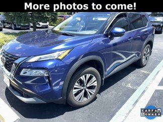 Used 2021 Nissan Rogue SV image 1
