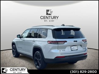 Used 2023 Jeep Grand Cherokee L Limited w/ Black Appearance Package image 1