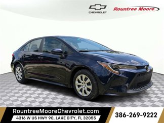 Used 2022 Toyota Corolla LE image 1