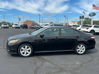 Used 2009 Toyota Camry SE image 1