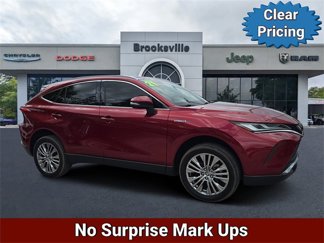 Used 2021 Toyota Venza XLE image 1