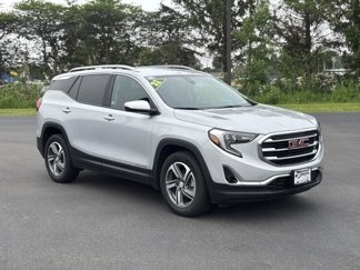 Used 2021 GMC Terrain SLT image 1