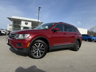 Used 2021 Volkswagen Tiguan SE image 1