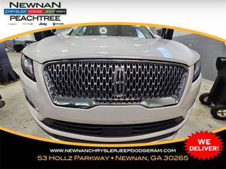 Used 2019 Lincoln MKC Select image 1