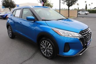 Used 2021 Nissan Kicks SV image 1