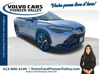 Used 2024 Toyota Corolla Cross XSE image 1