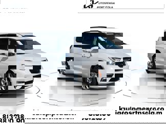 Used 2022 Chrysler Pacifica Touring-L image 1