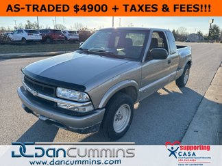 Used 2002 Chevrolet S10 Pickup LS w/ LS Preferred Equipment Group image 1