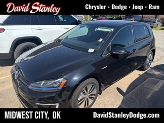 Used 2016 Volkswagen e-Golf SEL Premium image 1