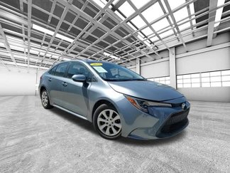 Used 2022 Toyota Corolla LE image 1