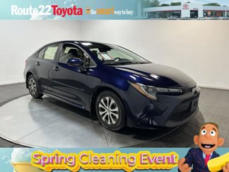 Certified 2022 Toyota Corolla LE image 1