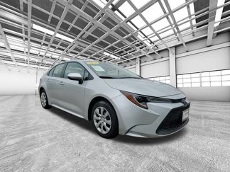 Used 2022 Toyota Corolla LE image 1