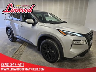 Used 2023 Nissan Rogue SV image 1