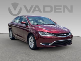 Used 2017 Chrysler 200 Limited Platinum image 1
