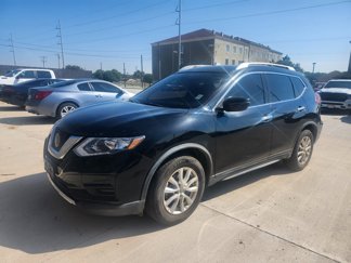 Used 2019 Nissan Rogue SV image 1