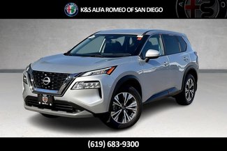 Used 2023 Nissan Rogue SV image 1