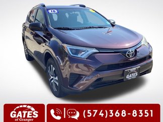 Used 2016 Toyota RAV4 LE image 1