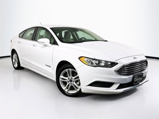 Used 2018 Ford Fusion SE image 1