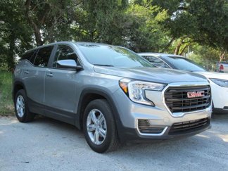 Used 2024 GMC Terrain SLE image 1