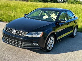 Used 2017 Volkswagen Jetta SEL image 1