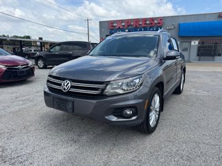 Used 2016 Volkswagen Tiguan SE image 1