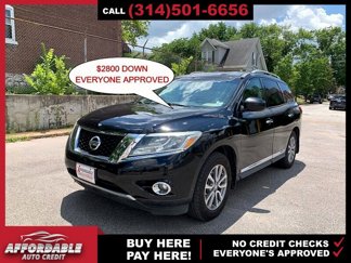 Used 2013 Nissan Pathfinder SL image 1