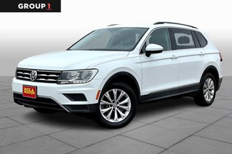 Used 2018 Volkswagen Tiguan SE image 1