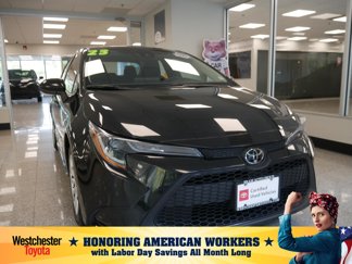 Certified 2022 Toyota Corolla LE image 1