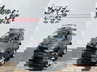 Used 2019 Toyota RAV4 XLE video 1