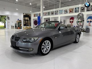 Used 2011 BMW 328i Convertible image 1