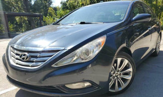Used 2013 Hyundai Sonata SE image 1