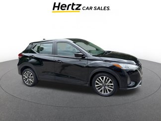 Used 2024 Nissan Kicks SV image 1