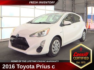 Used 2016 Toyota Prius C Two image 1