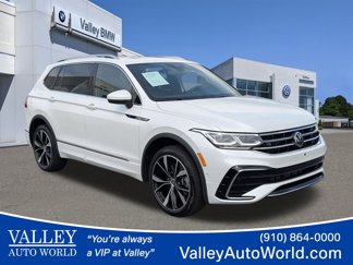 Used 2022 Volkswagen Tiguan SEL R-Line image 1