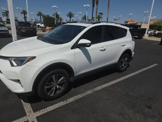 Used 2018 Toyota RAV4 XLE image 1